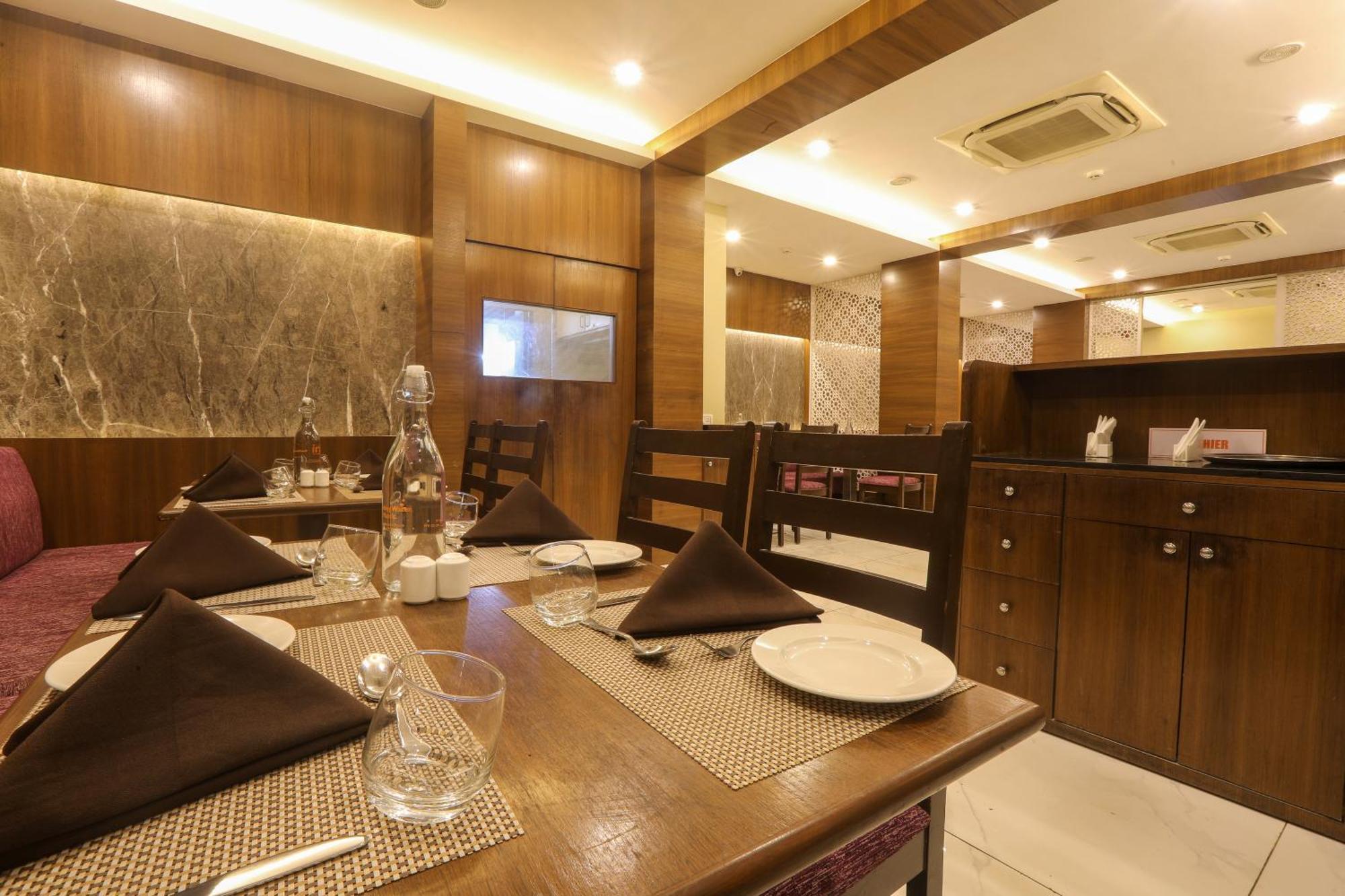 Ira By Orchid, Nashik Hotell Eksteriør bilde