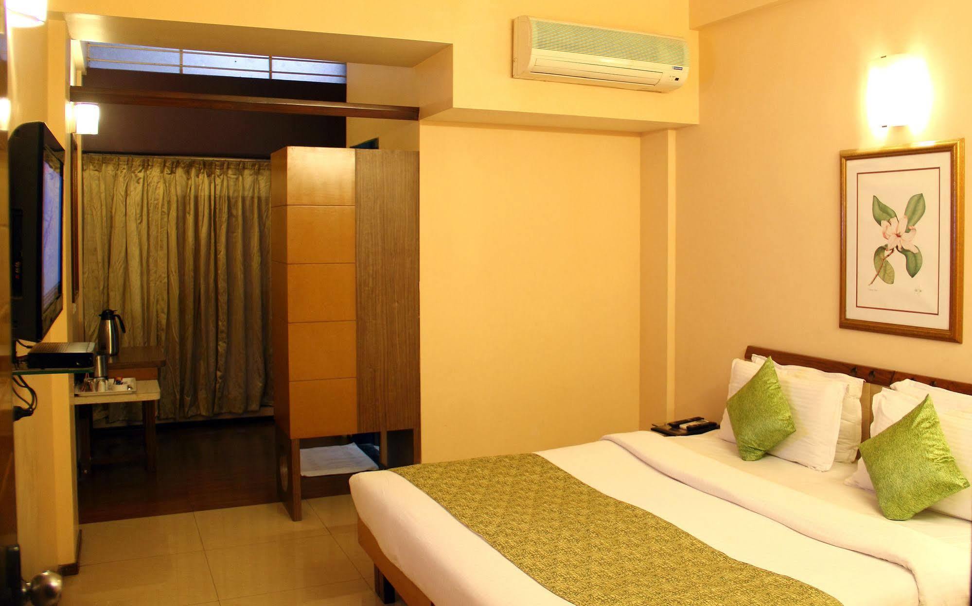 Ira By Orchid, Nashik Hotell Eksteriør bilde